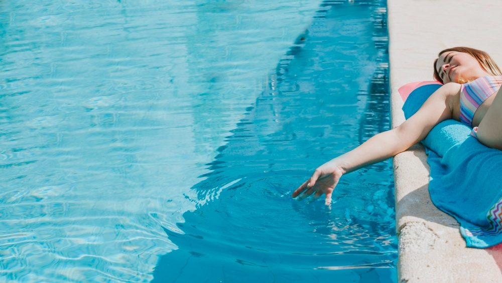 Eficiência energética na sua piscina: aprenda como melhorar a eficiência e a sustentabilidade da sua piscina