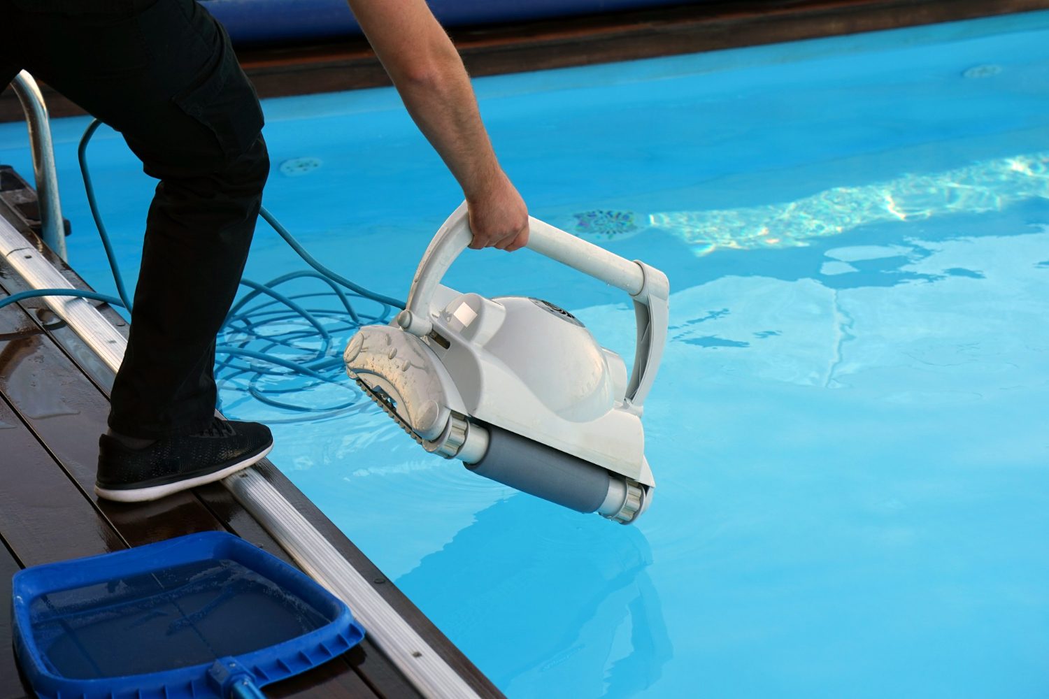 Limpeza de piscinas de clube