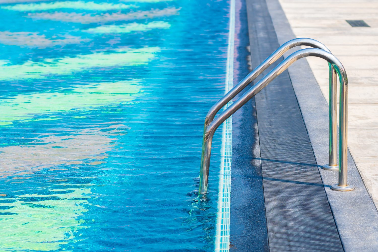 plano de limpeza de piscina